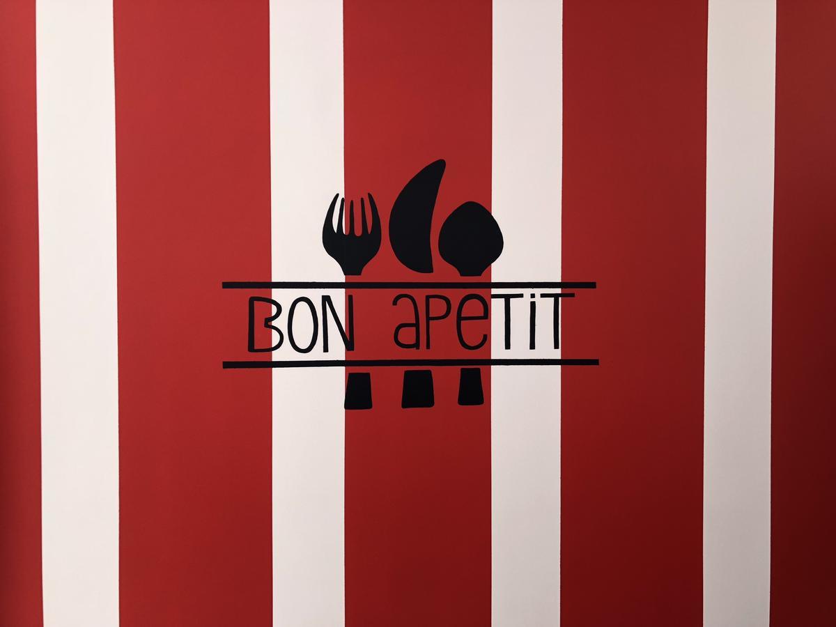 Bon Apetit Apartament Lviv Eksteriør billede