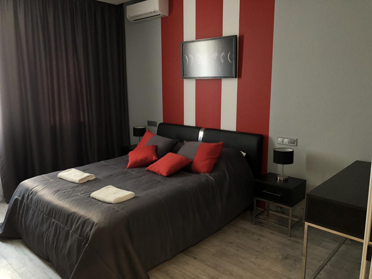 Bon Apetit Apartament Lviv Eksteriør billede